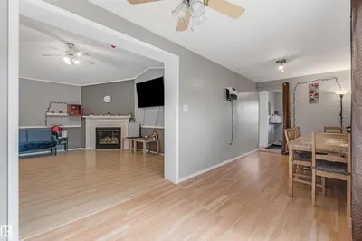 Interior photo 4 of 120 SPRINGFIELD CR