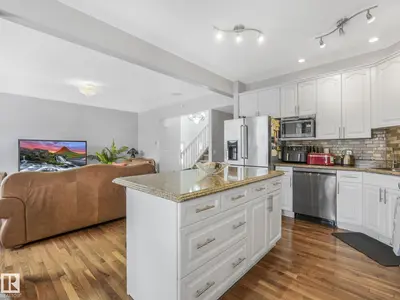 Interior photo 4 of 16237 129A ST NW