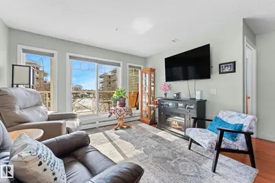 Interior photo 3 of #214 12650 142 AV NW