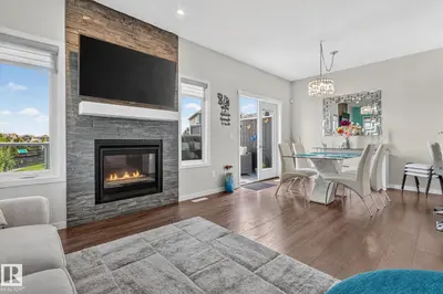 Interior photo 2 of 866 EBBERS CR NW