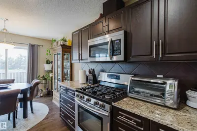 Interior photo 4 of 12213 167A AV NW