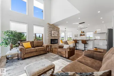 Interior photo 3 of 283 Silverstone CR