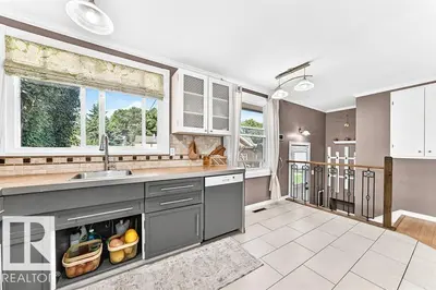 Interior photo 4 of 5408 47A ST