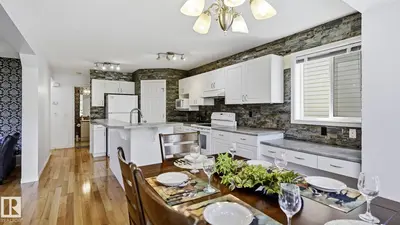Interior photo 4 of 3591 MCLEAN CR SW