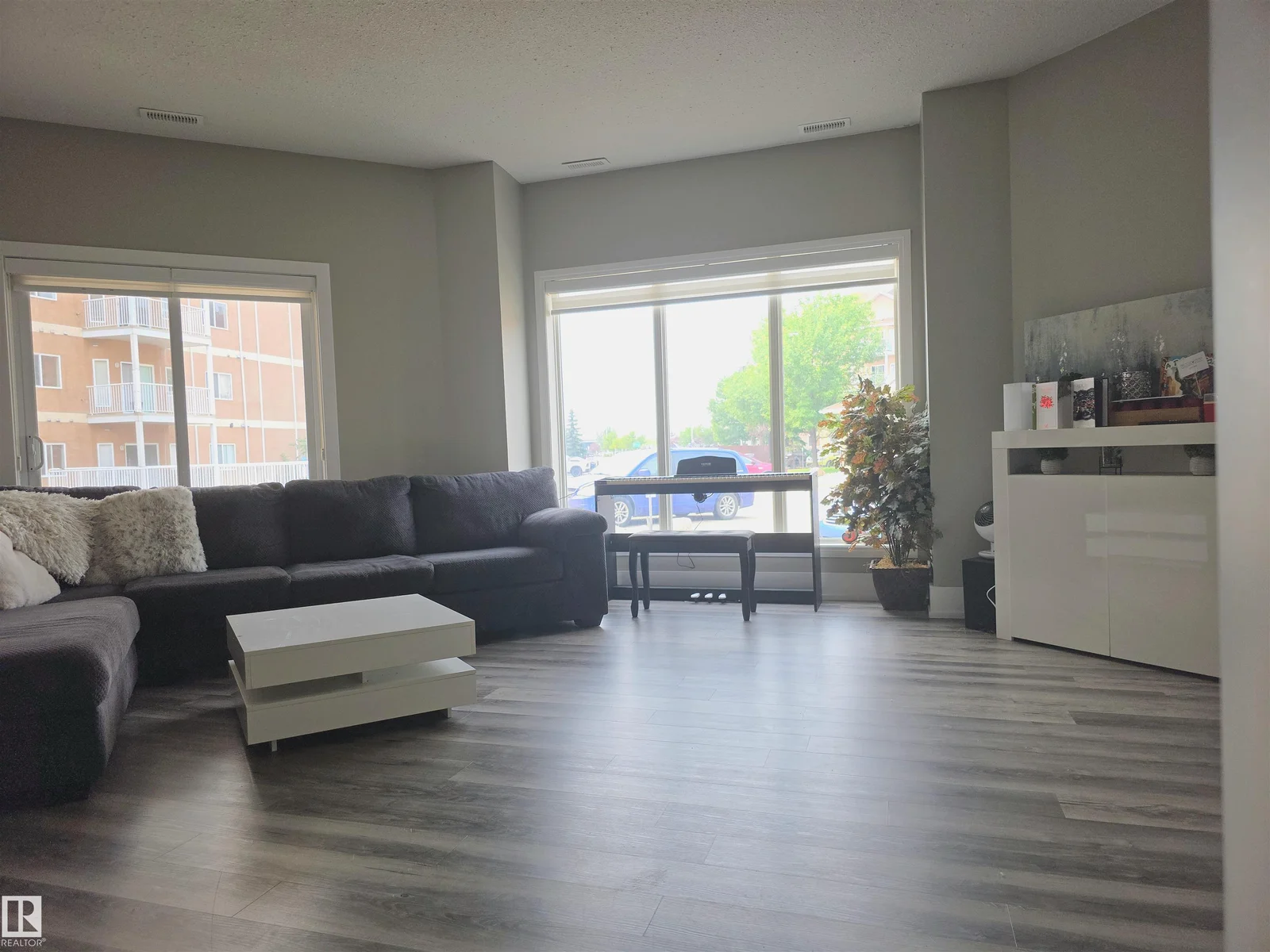 #104 4312 139 AV NW, Edmonton - 1 bedroom Apartment for sale