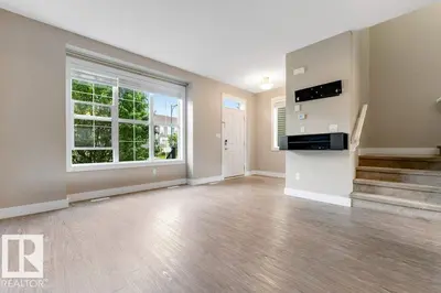 Interior photo 2 of 2122 24 ST NW
