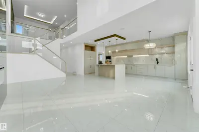 Interior photo 4 of 1536 64 Ave NE