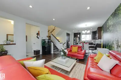 Interior photo 2 of 1770 DUMONT CR SW