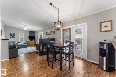 Interior photo 4 of 51201 RGE ROAD 73
