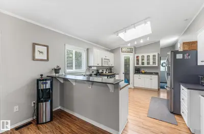 Interior photo 3 of 51201 RGE ROAD 73