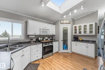 Interior photo 2 of 51201 RGE ROAD 73