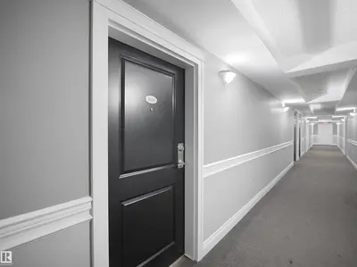 Interior photo 3 of #1604 10180 104 ST NW