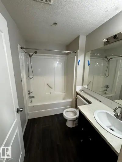 Interior photo 2 of #2211 9357 SIMPSON DR NW