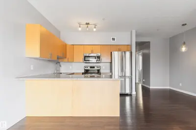 Interior photo 3 of #510 11425 105 AV NW