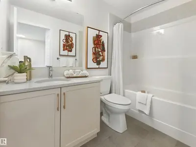 Interior photo 3 of 350 Stiles WY