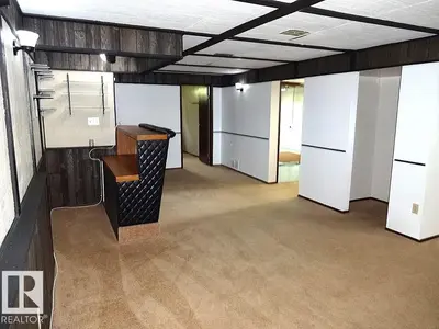 Interior photo 3 of 6 BEVERLY AV