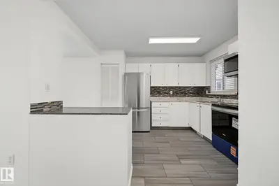 Interior photo 3 of 13849 114 ST NW