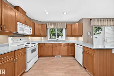 Interior photo 3 of #51 9630 176 ST NW