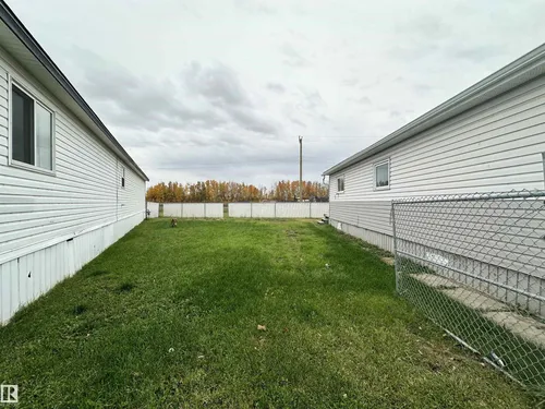#9 5220 44Av
