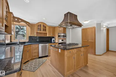 Interior photo 3 of 6203 143 ST NW