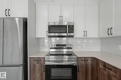 Interior photo 2 of #2 11 Dalton LI