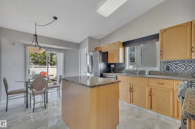 Interior photo 3 of 117 HOLLICK-KENYON WY NW
