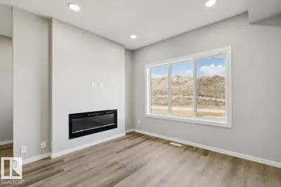 Interior photo 4 of 309 EDGEMONT DR NW