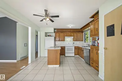 Interior photo 2 of 14916 114A ST NW