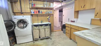 Interior photo 3 of 5304 49 ST