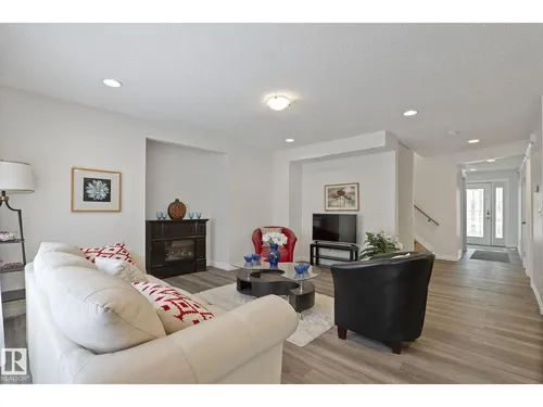 11918 68 ST NW, Edmonton - $629,900