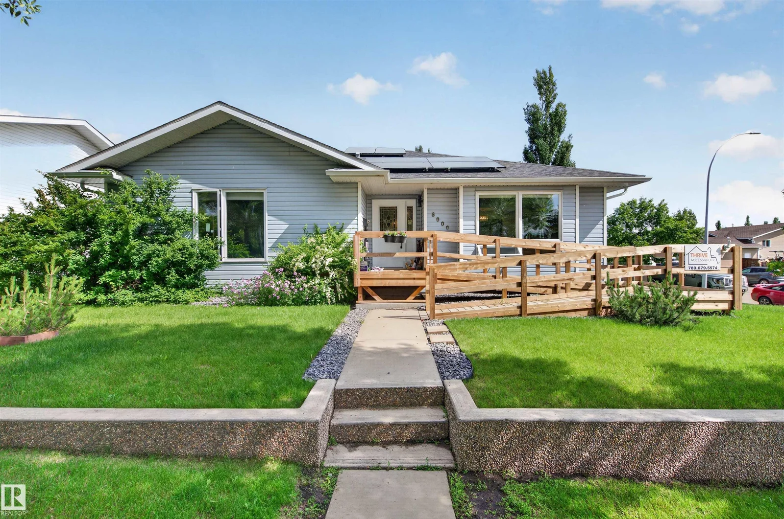 6000 54 AV, Camrose - 6 bedroom Detached Single Family for sale