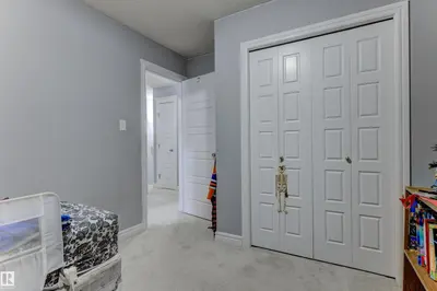 Interior photo 4 of 1311 30 AV NW