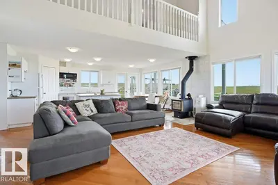 Interior photo 4 of 58111 LILY LAKE RD