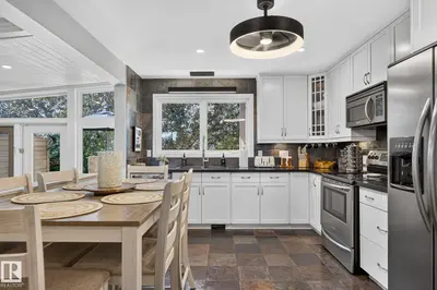 Interior photo 2 of 4812 114A ST NW