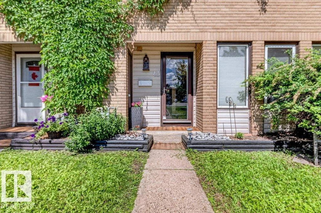 43 GRANDIN VG, St. Albert - 3 bedroom Townhouse for sale