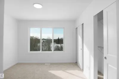 Interior photo 3 of #10 531 Merlin LD NW