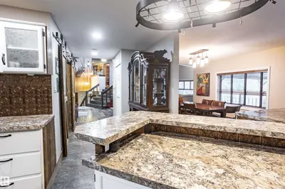 Interior photo 3 of 51526 RGE ROAD 273