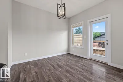 Interior photo 2 of 