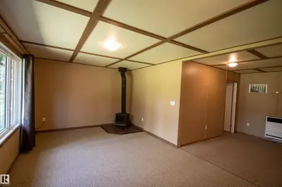 Interior photo 1 of 170 59536 RNG RD 132A