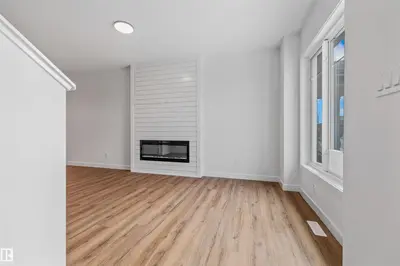 Interior photo 1 of 62 Juniper WD