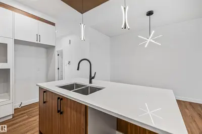 Interior photo 4 of 62 Juniper WD