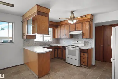 Interior photo 4 of 7804 143 AV NW