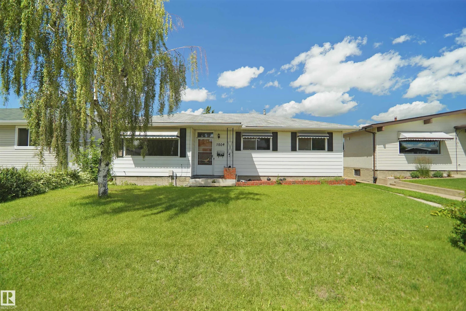 7804 143 AV NW, Edmonton - 4 bedroom Detached Single Family for sale