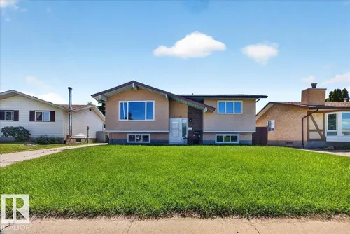 11327 165 AV NW, Edmonton - $424,900