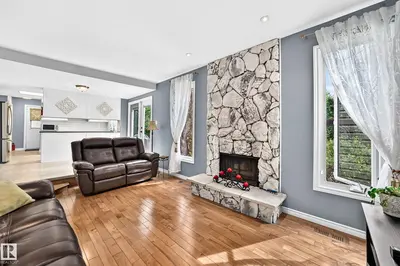 Interior photo 4 of 10451 26 AV NW