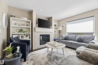 Interior photo 2 of 197 SUMMERSTONE LN