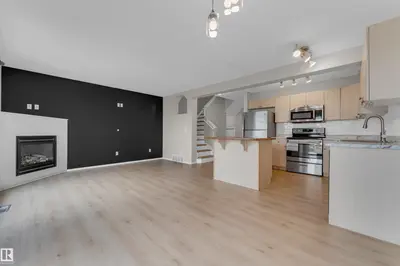 Interior photo 2 of 95 VENTURA ST