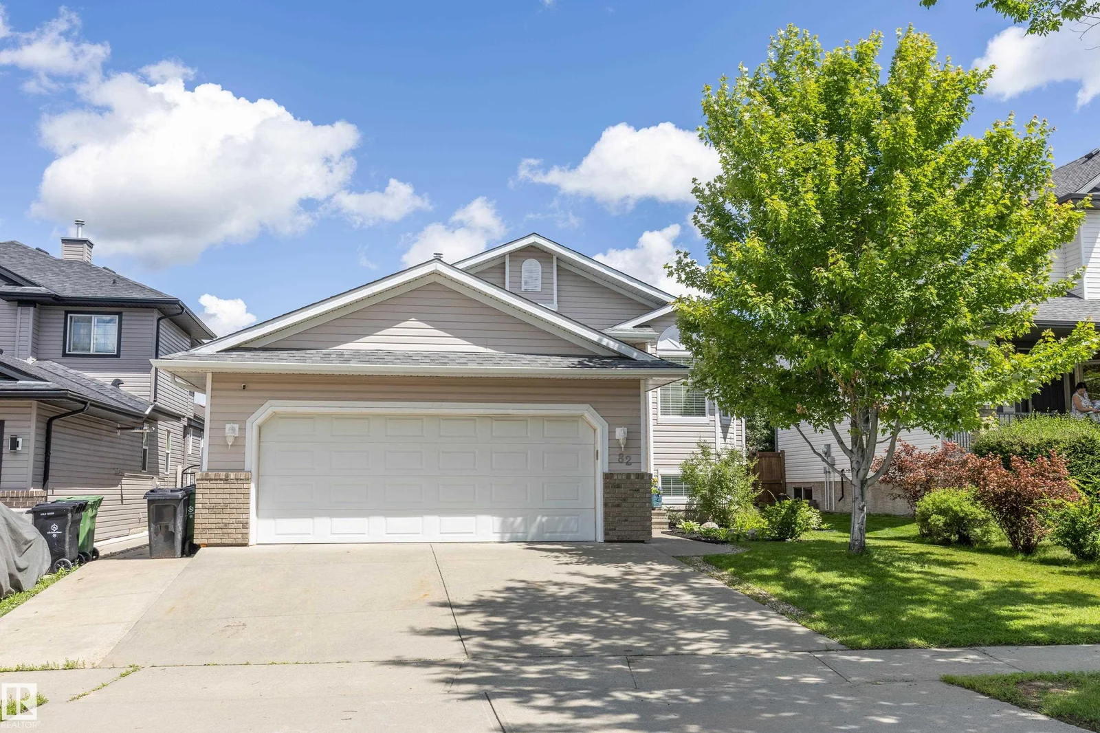 82 WEDGEWOOD, Fort Saskatchewan - 6 bedroom Detached Single Family for sale