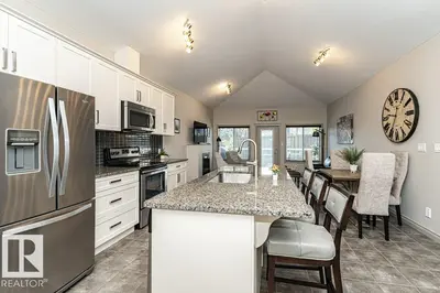 Interior photo 3 of #15 175 MCCONACHIE DR NW