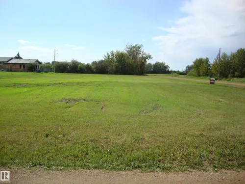 614 5th ave, Thorhild - $8,900